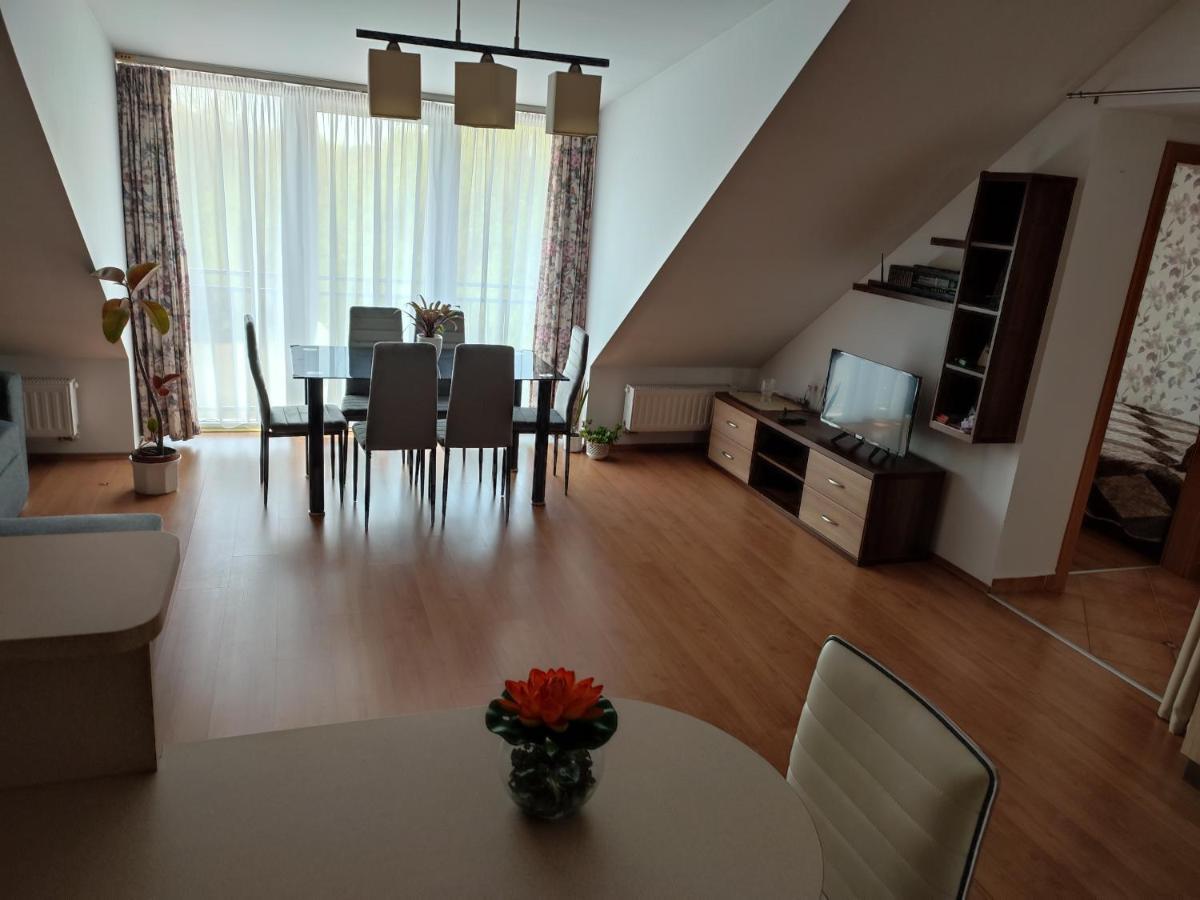 Larix Apartman Sárvár Exterior foto