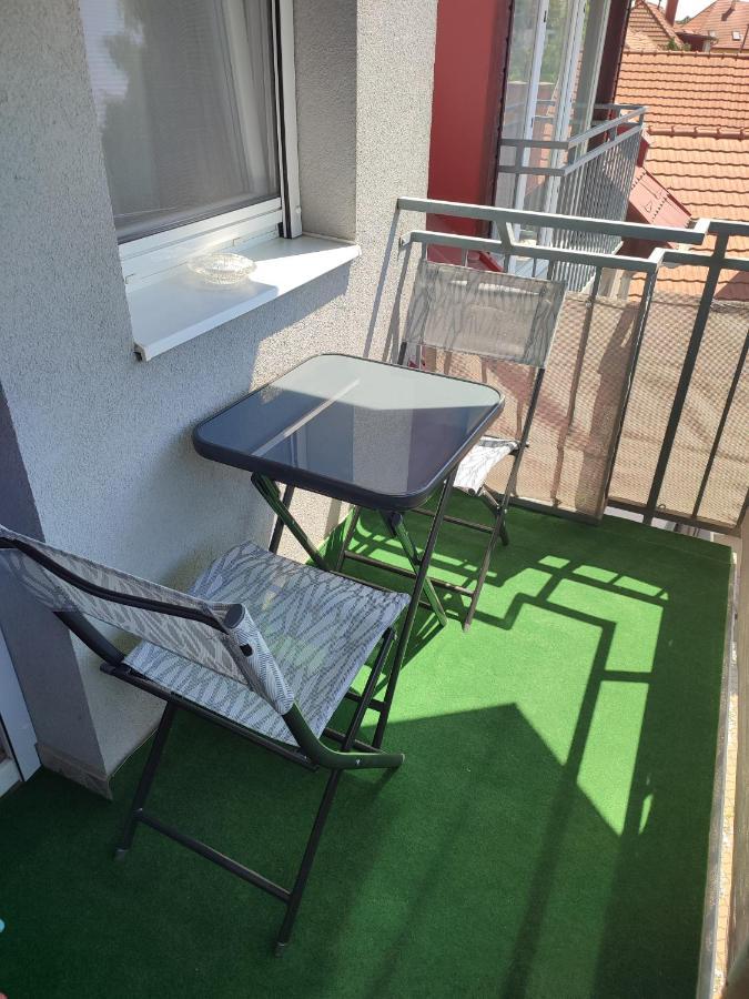 Larix Apartman Sárvár Exterior foto